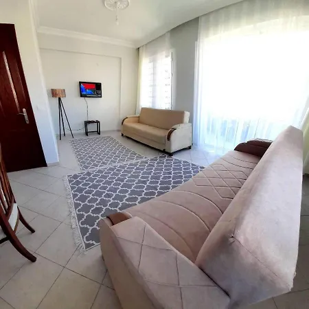 Апартаменты Fethiye Merkezde Ferah Ve Balkonlu 2+1 Daire Фетхие