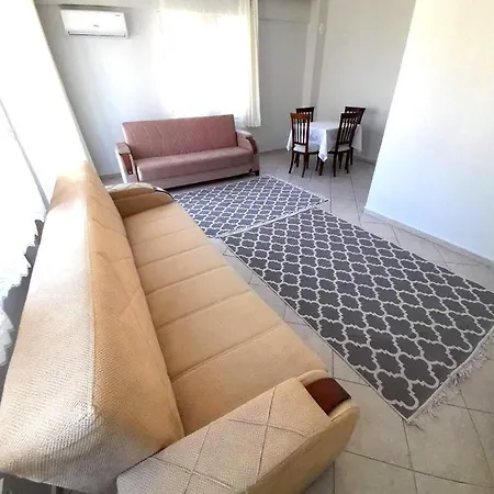 Апартаменты Fethiye Merkezde Ferah Ve Balkonlu 2+1 Daire *