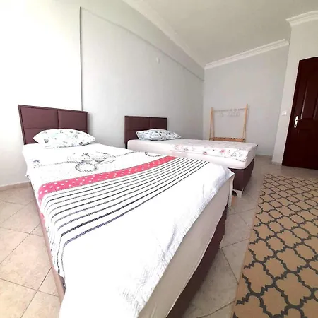 Апартаменты Fethiye Merkezde Ferah Ve Balkonlu 2+1 Daire Фетхие