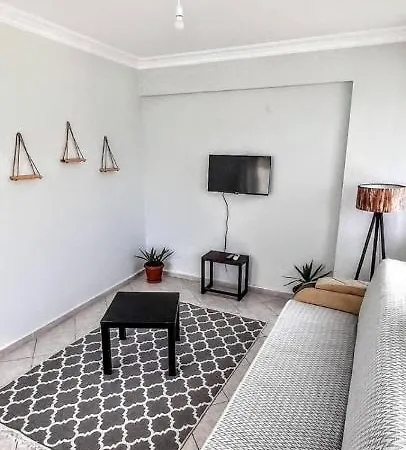 Апартаменты Fethiye Merkezde Ferah Ve Balkonlu 2+1 Daire Фетхие